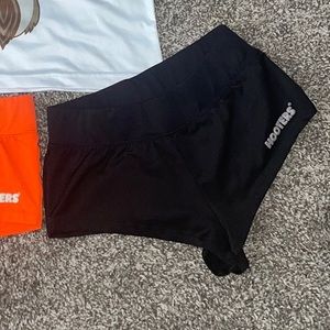 New hooters shorts Xs